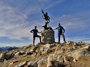 05 All'Angello delle Cadelle  (2483 m)